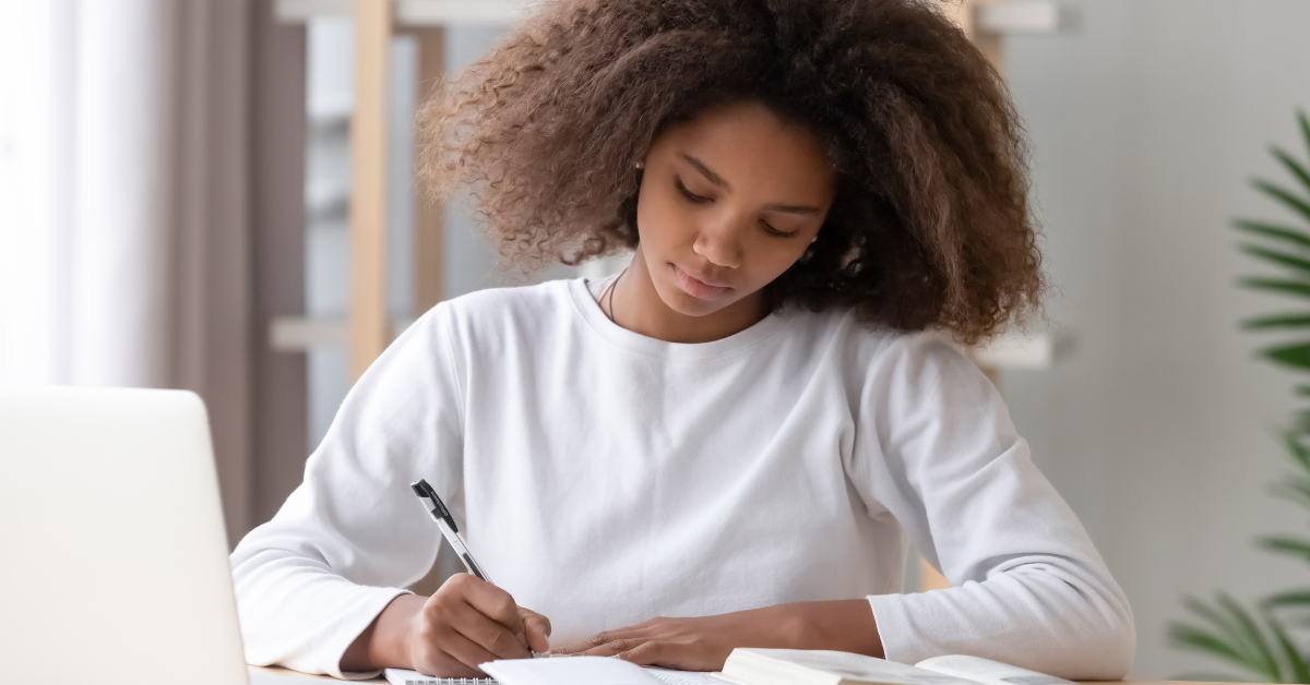 For a college student, choosing the right essay topic can make the difference between an A and a failure.